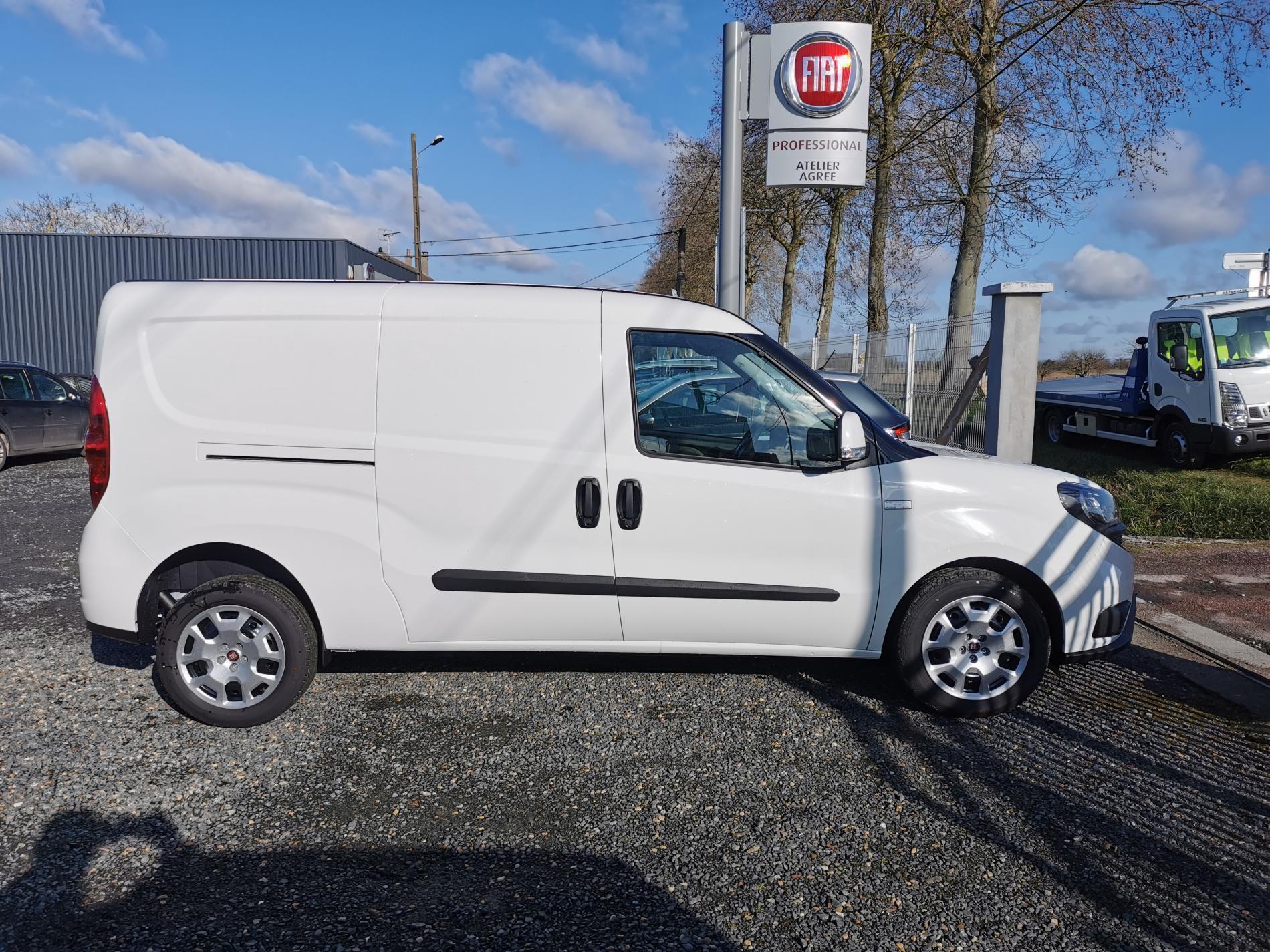 (neuf) fiat doblo cargo maxi 1.6 multijet 120ch s&s finition pro lounge ...