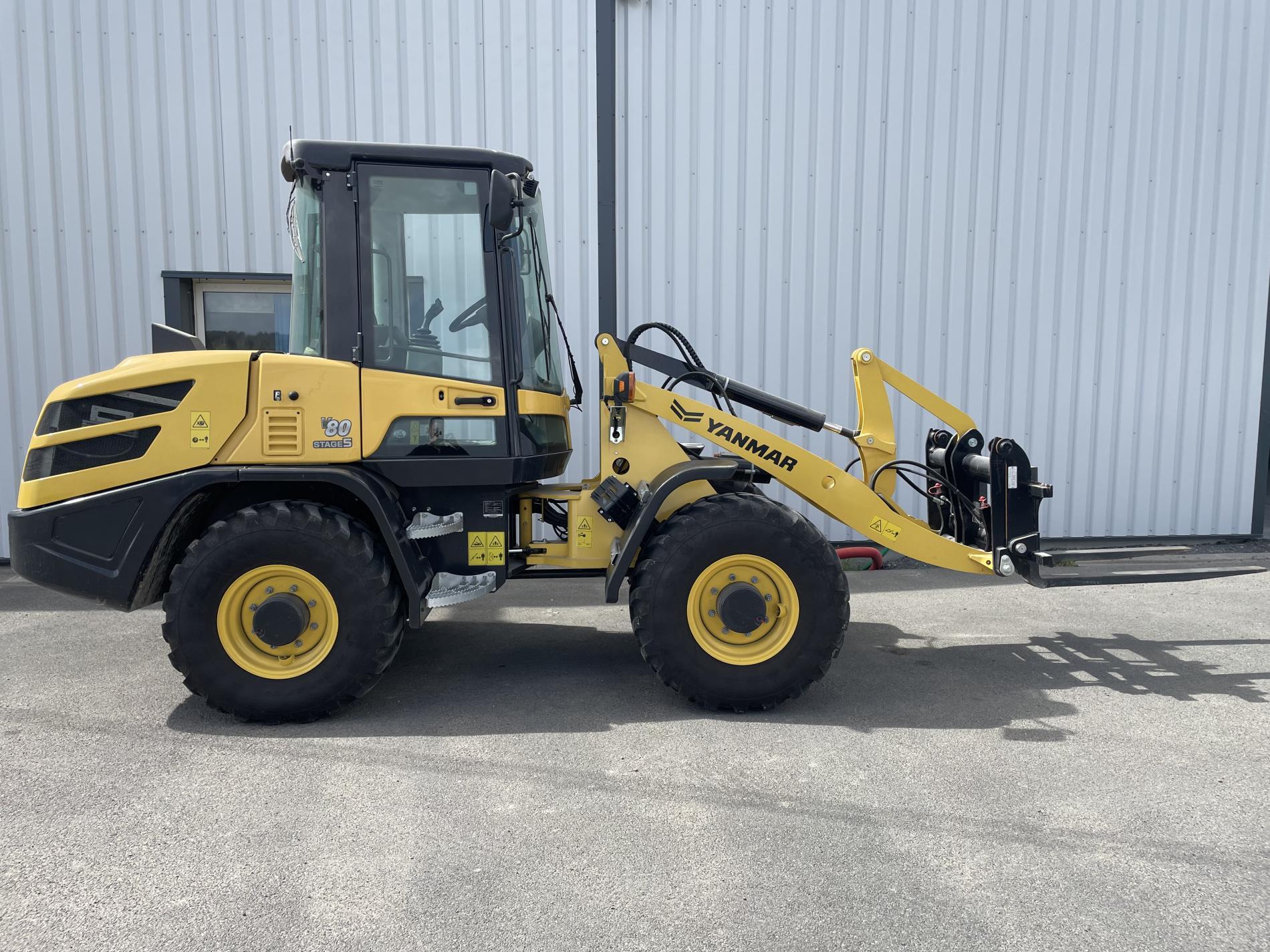 Chargeuse sur Pneus Yanmar